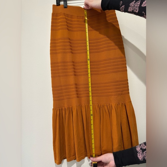 New York & Company Eva Mendes skirt size medium - Picture 5 of 5